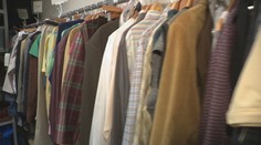 Nový seriál Sľub z 80. rokov: Kostymérka odhalila tajomstvá dobového šatníka