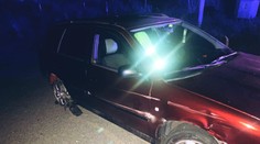 Šoféroval auto s defektom, opitý a bez vodičského oprávnenia. Polícia vo Zvolene zadržala 22-ročného muža