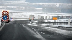 Autodopravcovia prerušili blokádu hraničného priechodu Vyšné Nemecké