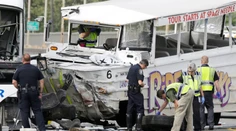 Autobus plný policajtov sa zrútil do rokliny. Štyridsať príslušníkov zomrelo