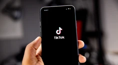 Biely dom podporil návrh zákona o úplnom zákaze aplikácie TikTok