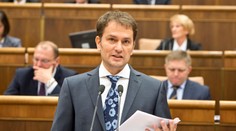 Matovič obvinil Fica z toho, že sa priživuje na chorých ľuďoch