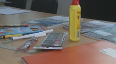 Ceny školských pomôcok narástli, pomoc od štátu nie. Po 22 rokoch sa má dotácia zvýšiť