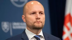 Počas 30-ročnej histórie Slovenska bola obrana veľakrát na okraji záujmu, hovorí minister Naď