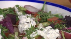 Ľahký, ale sýty jarný šalát