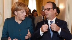 Merkelová a Hollande idú do Moskvy. Padol jasný výrok o NATO