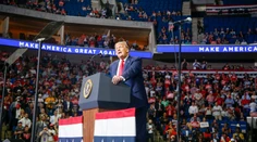 Čína odsúdila Trumpovo vyjadrenie prirovnávajúce koronavírus ku "Kung Flu"