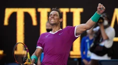Nadal po päťsetovej bitke zdolal Shapovalova a v semifinále vyzve Berrettiniho