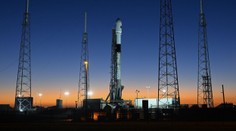 Spoločnosť SpaceX odložila štart najsilnejšej rakety v dejinách