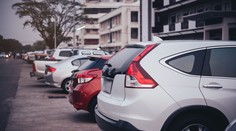 Desiatky áut zrazu nefungovali. Skutočný dôvod prekvapil úplne všetkých