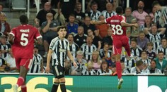 Liverpool musel o tri body srdnato bojovať. Parádny zápas v svätyni Newcastlu urval pre seba v 90. minúte