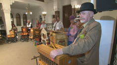 Hudobníci ako z rozprávky. Najviac pouličných umelcov s kľukou v ruke bolo v sobotu v Nitre