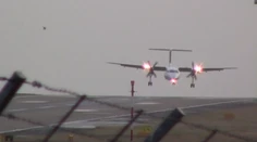 VIDEO: Vietor si urobil z lietadla obyčajnú hračku