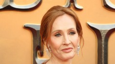 Známa spisovateľka J.K. Rowlingová v obavách, vyhrážal sa jej muž. Polícia prípad vyšetruje