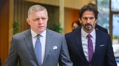 Robert Kaliňák prehovoril o útoku nožom na gymnáziu. Konflikty so ženami mal útočník aj v minulosti, vyhlásil