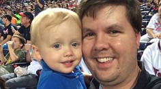 Chlapčeka (†2) možno nechal otec zomrieť  v rozhorúčenom aute schválne!