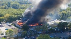 Jeden mŕtvy a deväť zranených pri streľbe v mormónskom kostole v Michigane. Polícia nevylučuje, že počet obetí porastie