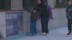 Zima je za rohom: Mestá už pripravujú klziská. Verejné korčuľovanie nebude všade