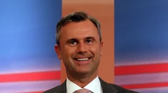 Rakúsko: V I. kole prezidentských volieb zvíťazil kandidát pravicovej populistickej FPÖ