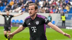 Šláger Bundesligy priblížil Harryho Kanea k jeho vysnenej trofeji. Vavro s plnou minutážou i víťazstvom