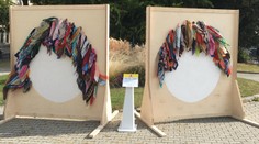 Slzy dojatia na nábreží Dunaja počas Bielej noci