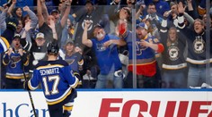 VIDEO-NHL: Schwartz hetrikom posunul St. Louis do 2. kola, ďalší Slovák je voľný pre MS