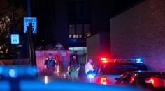 Krvavý útok v USA. Pri streľbe zomreli traja policajti, ďalší sú zranení