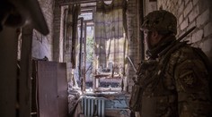 Rusi v okupovaných územiach údajne rozdávajú pomoc s cieľom prinútiť ľudí k referendu o pripojení k Rusku