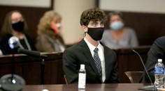 Mládež obhajuje na internete mladíka, ktorý zabil matku s dieťaťom: Je mladý a pekný, dajte mu druhú šancu!