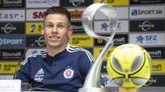 Reprezentant okúsil tvrdú školu Weissa. V jednom momente zúri, o pár minút prichádza chvála