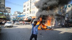 Teroristi postrieľali rodiny a unášajú ľudí, opisuje Slovenka žijúca v Izraeli