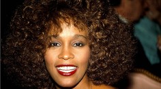 Ani po smrti nemá pokoj. Odhalili ďalšie pikantné tajomstvo Whitney Houston