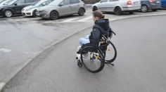 Po postrelení skončila na vozíku, dnes pomáha mestu. Kadetka Miška dostala novú prácu