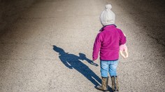 Starne omnoho rýchlejšie. Pre vzácne ochorenie má iba trojročná Adelka telo ako tridsiatnička