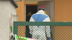 Najprv ju mal mlátiť po hlave hasiacim prístrojom, potom zasadiť rany nožom. Desivé detaily vraždy v Chorvátskom Grobe