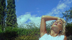 Najsexy rosnička dráždi. S týmito fotkami by zapadla skôr do erotickej relácie