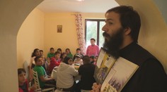 Kedysi mal svoju IT firmu a túžil zarábať veľké peniaze. Dnes Martin pomáha v slovenských osadách