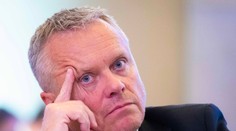 Spor medzi vládou a šéfom štátnych kontrolórov. Smeru zdvihli tlak slová o eurofondovej mafii