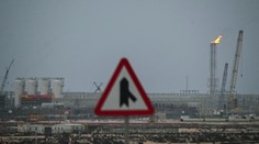 Irán útočí na katarský plyn, Trump hrozí odvetou