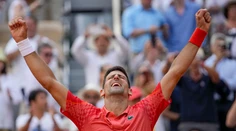 Djokovič ovládol Roland Garros a získal rekordný titul. Vráti sa na pozíciu svetovej jednotky