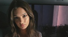 Krásna Emily Ratajkowski: Elegantná a sexy zároveň