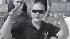 Slovenský raper nám opísal šikanu, ktorú mal zažívať v ostravskej väznici. Po kolapse skončil v nemocnici