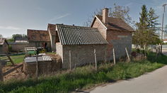 Firma, ktorá postavila Bonaparte, zmenila sídlo. Je to táto chajdička