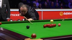 VIDEO: Nešťastie v šťastí. Hráč snookru predviedol neuveriteľný strk