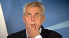 Prezident Zeman dostal výhražný list s bielym práškom