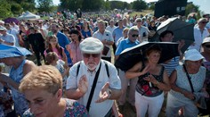 OĽaNO-NOVA: Oslavy na hrade Devín boli akciou Smeru-SD za štátne peniaze