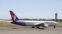 Tínedžer strávil päťhodinový let ukrytý v podvozku lietadla