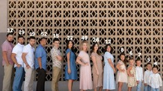 Manželov s piatimi deťmi obdivuje celý svet. Adoptovali si sedem súrodencov, ktorým zomreli rodičia