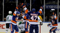 Päťbodová explózia Tavaresa, zasypali ho čiapkami