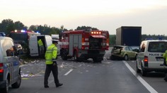 Hromadná nehoda piatich áut a kamiónu: Žena (†48) zomrela, keď sa chcela pozrieť, čo sa stalo